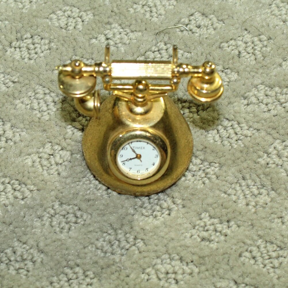 Vintage Timex Miniature Brass Gold Tone Rotary Telephone Shaped Quartz Clock